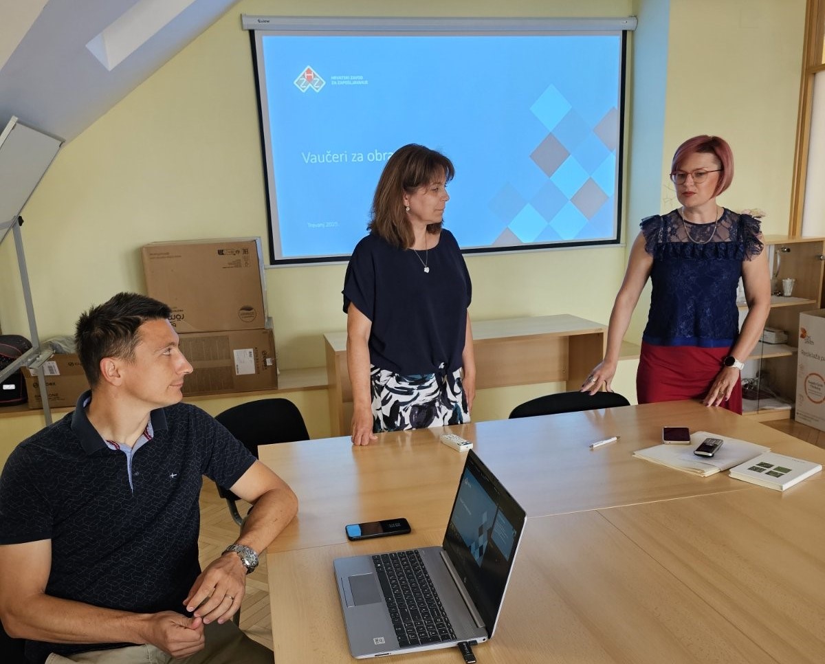 Radni sastanak s korisnicima usluge socijalnog mentorstva s područja PU Đurđevac