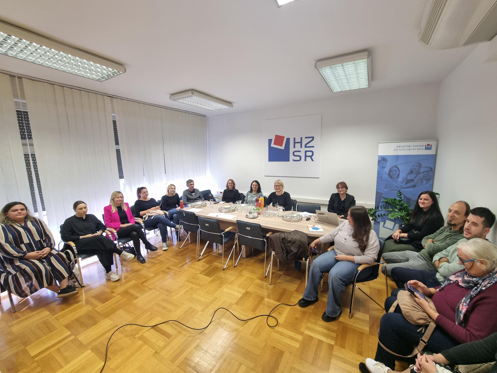 Održana radionica za Timove za udomiteljstvo u sklopu programa „Podrška djeci i obiteljima u migracijama u procesu zaštite i integracije u Hrvatskoj“
